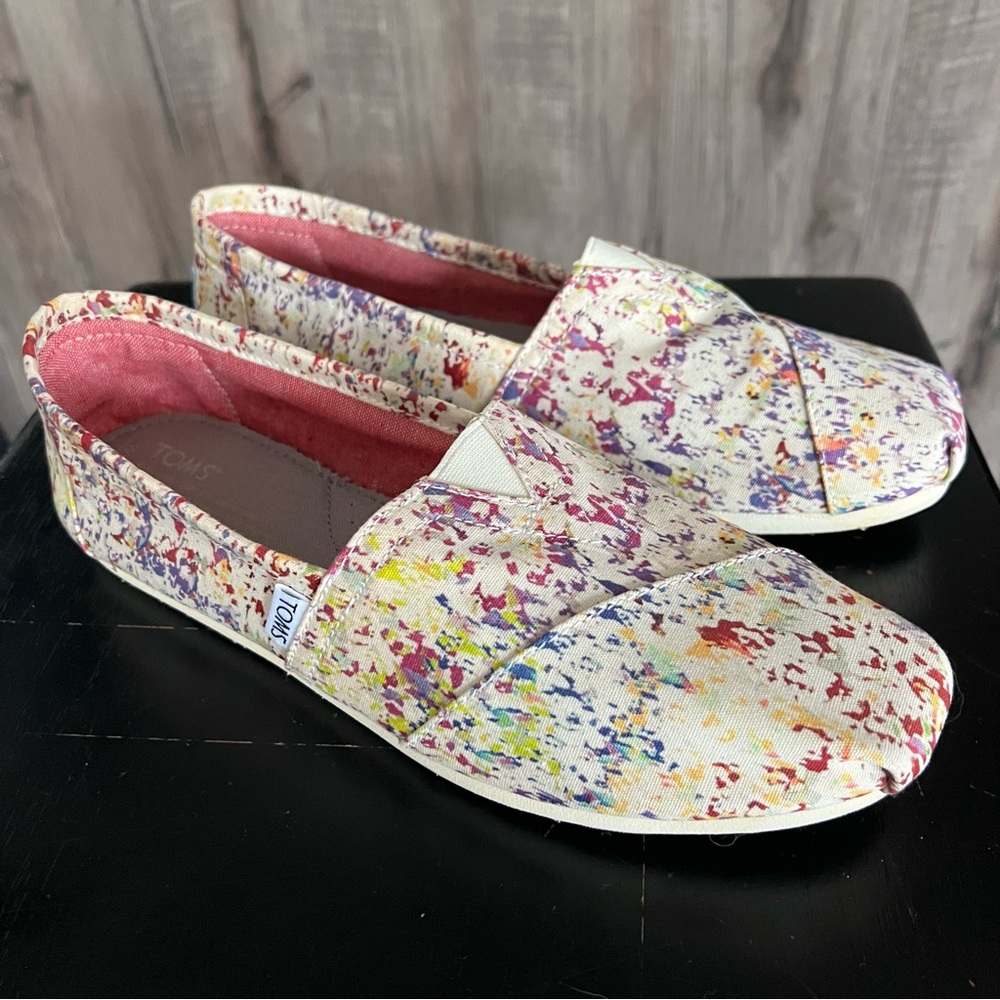 TOMS Shoes Women’s 9.5